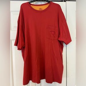 Mens Tommy Bahama T-shirt.